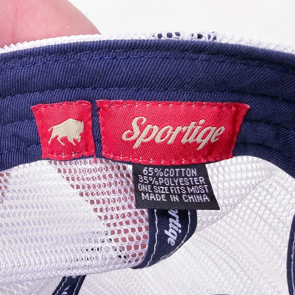Sportiqe trucker style